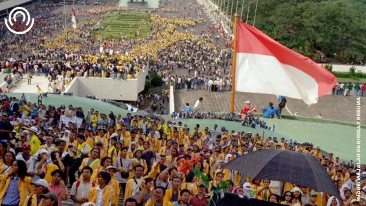 Refleksi Transisi Demokrasi Tahun Reformasi Bangsamahardika